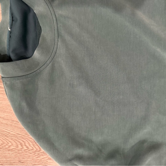 Lululemon Sweatshirt - Picture 3 of 3